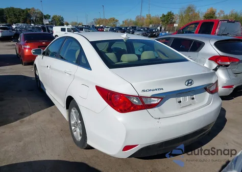 2014 Hyundai Sonata Gls z USA, uszkodzony, nr VIN 5NPEB4AC1EH904479